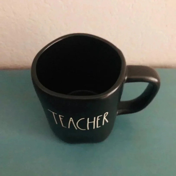 NWT! Rae Dunn TEACHER Mug - Picture 3 of 5